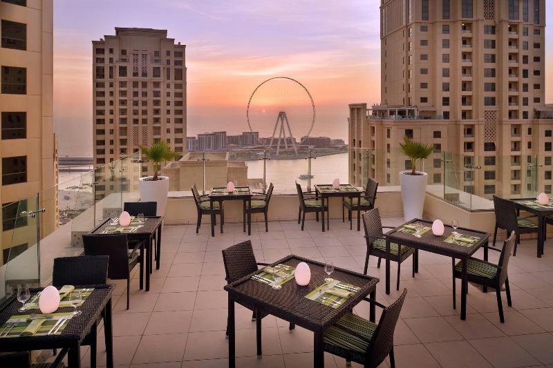 Delta Hotels by Marriott Jumeirah Beach - Teras