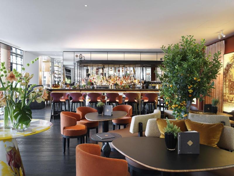 The Grove - Bar