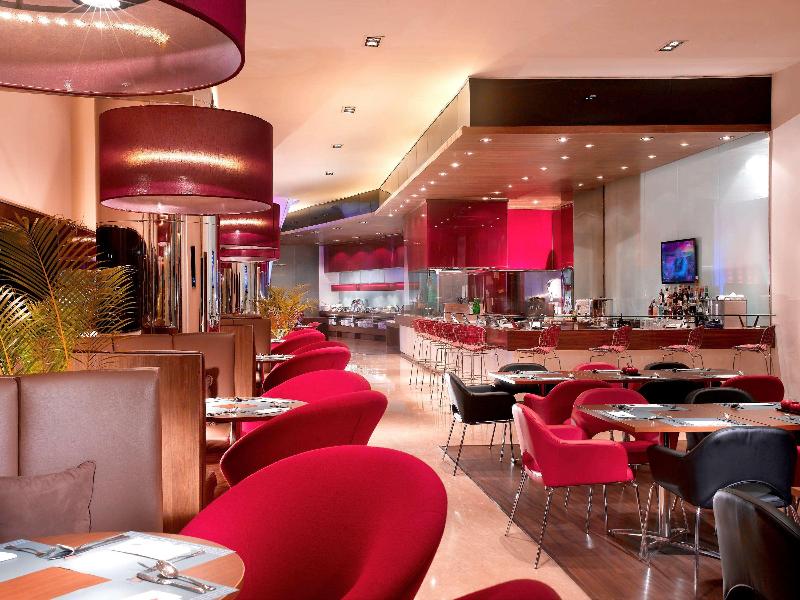Ibis Bandung Trans Studio - Bar