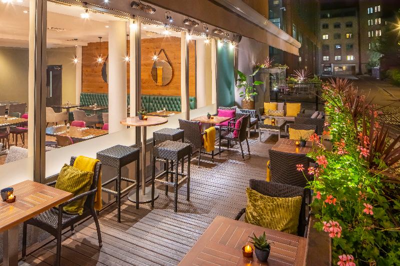 Hilton Garden Inn Bristol City Centre - Teras