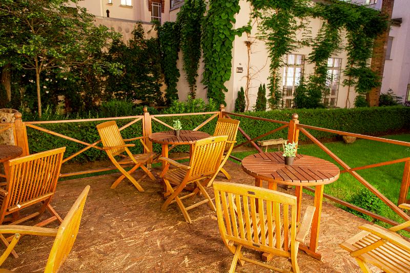 Quentin Design Berlin Hotel - Teras