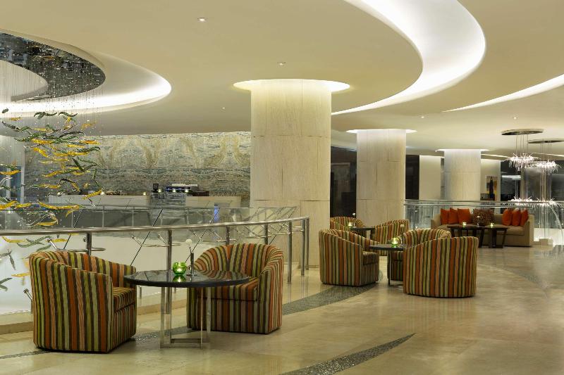 Millennium Al Rawdah Hotel Abu Dhabi - Bar