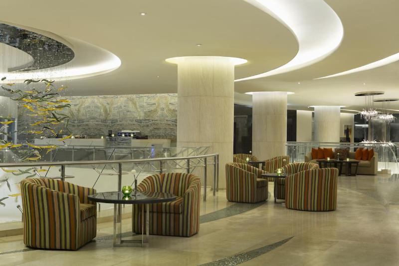 Millennium Al Rawdah Hotel Abu Dhabi - Lobi