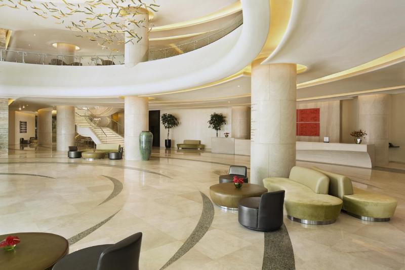 Millennium Al Rawdah Hotel Abu Dhabi - Lobi