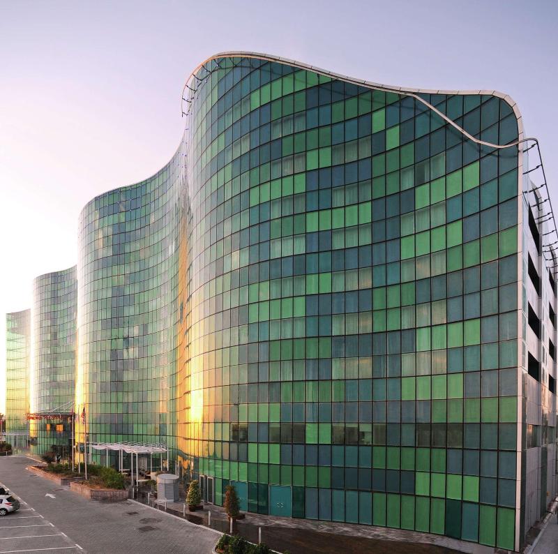 Millennium Al Rawdah Hotel Abu Dhabi - Genel