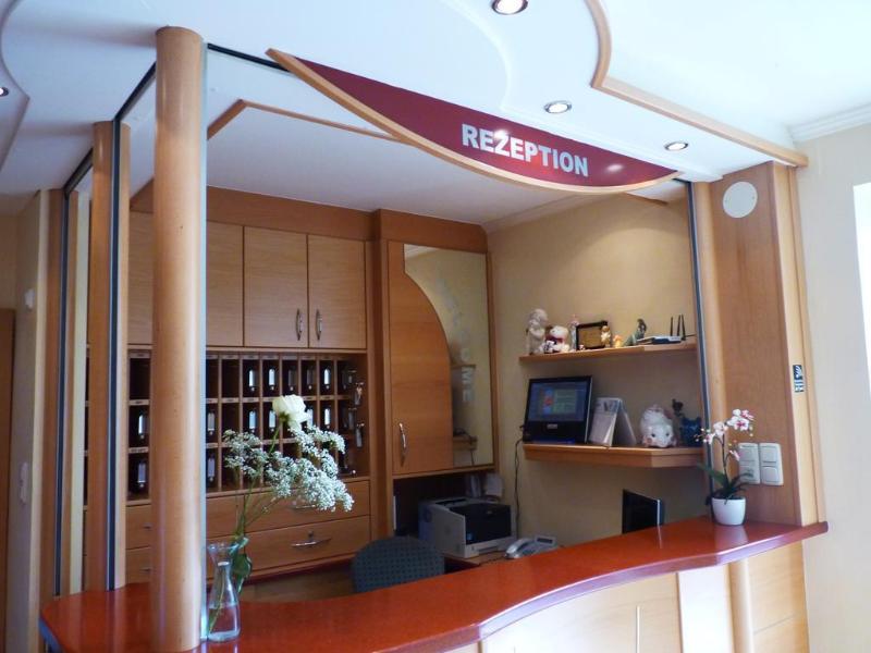 Gasthof Zur Post und Nebenhauser - Genel