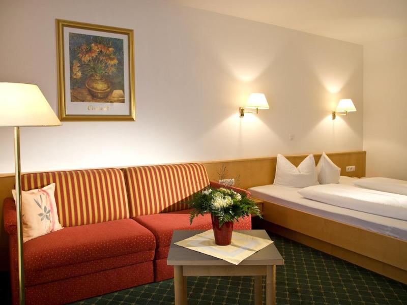 Auderer Hotel - Genel