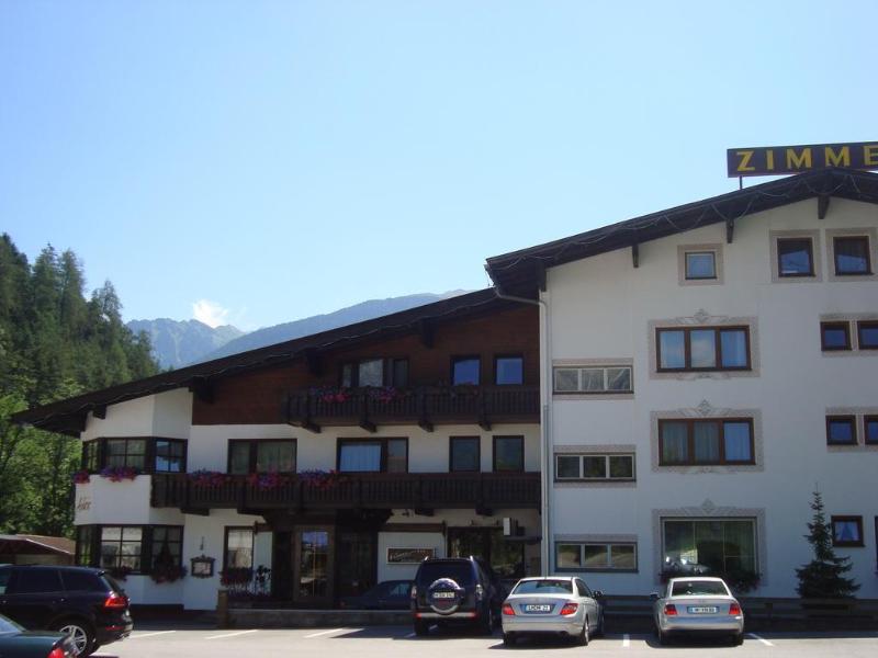 Auderer Hotel - Genel