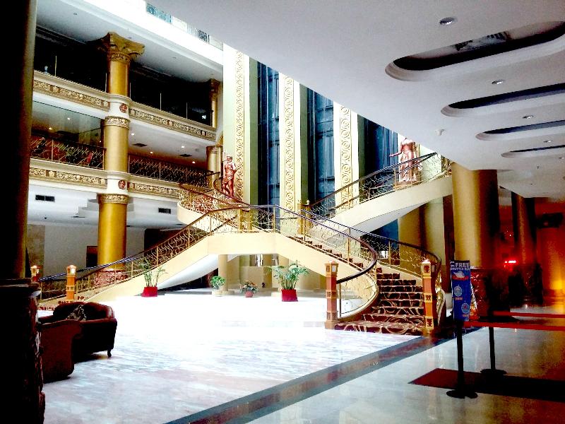 Pacific Palace Hotel - Lobi