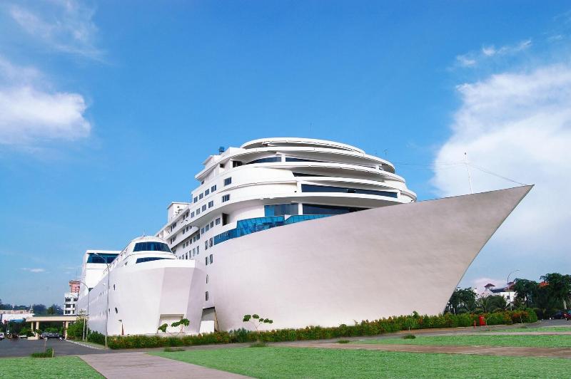 Pacific Palace Hotel - Genel