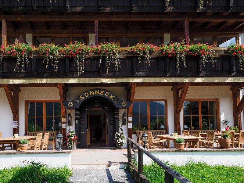 Alpenhotel Sonneck - Genel