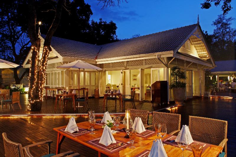 Centara Grand Beach Resort Hua Hin - Restoran