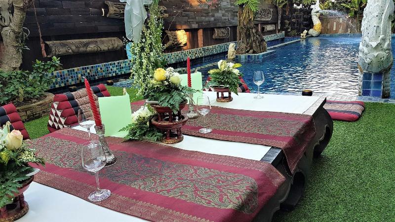 Singha Montra Lanna Boutique Style - Havuz
