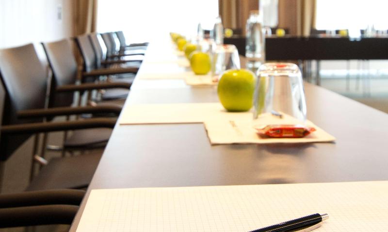 Derag Livinghotel Düsseldorf - Toplantı
