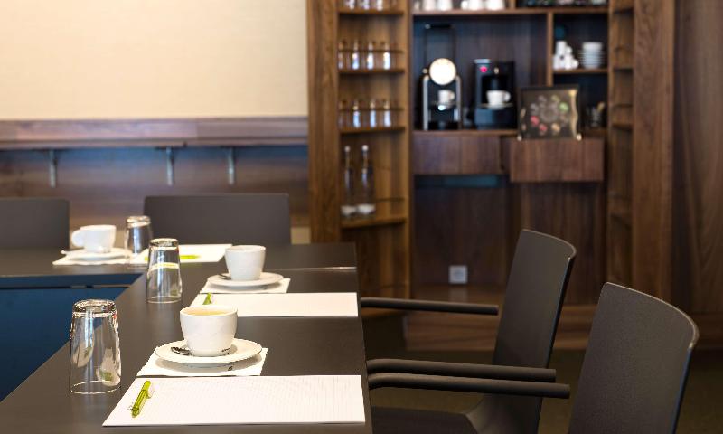 Derag Livinghotel Düsseldorf - Toplantı