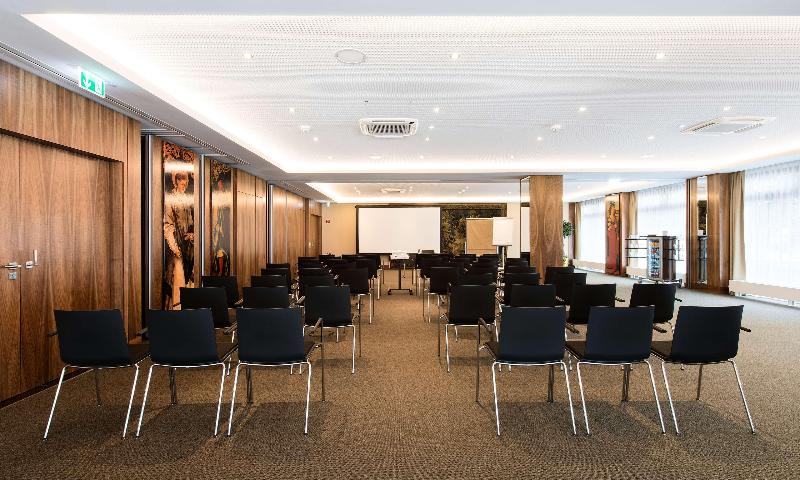 Derag Livinghotel Düsseldorf - Toplantı