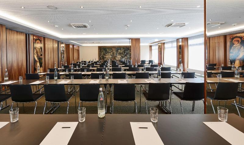 Derag Livinghotel Düsseldorf - Toplantı