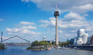 Derag Livinghotel Düsseldorf fotoÄŸrafÄ±
