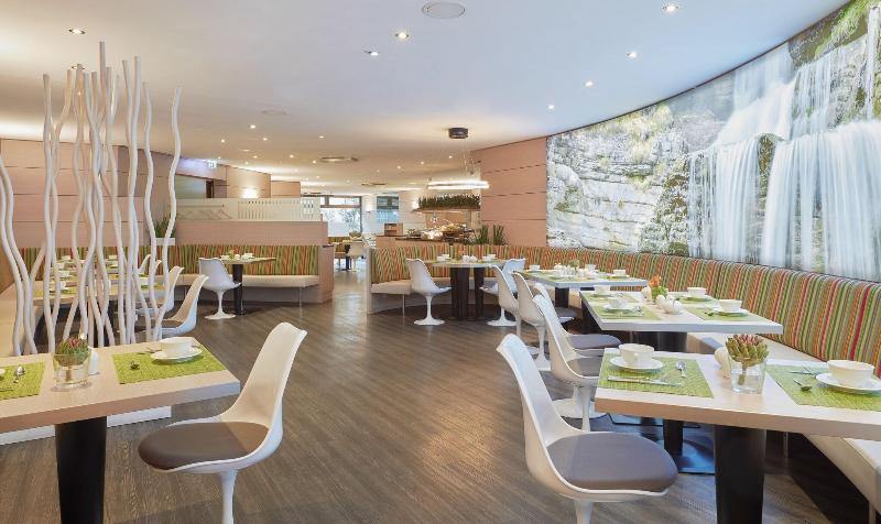Derag Livinghotel Düsseldorf - Restoran