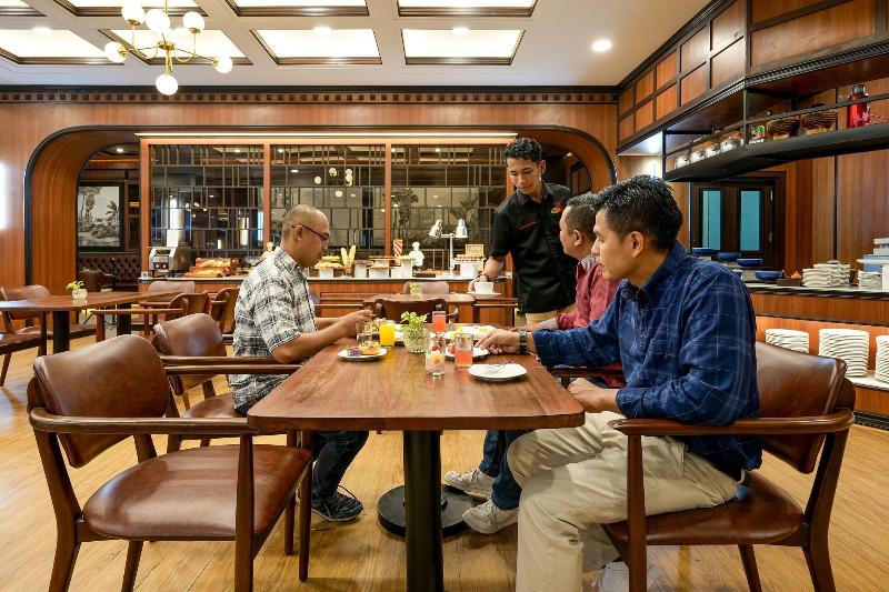 Pangeran Pekanbaru - Bar