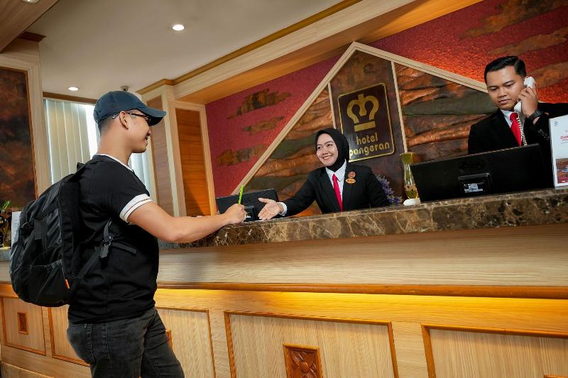 Pangeran Pekanbaru - Lobi