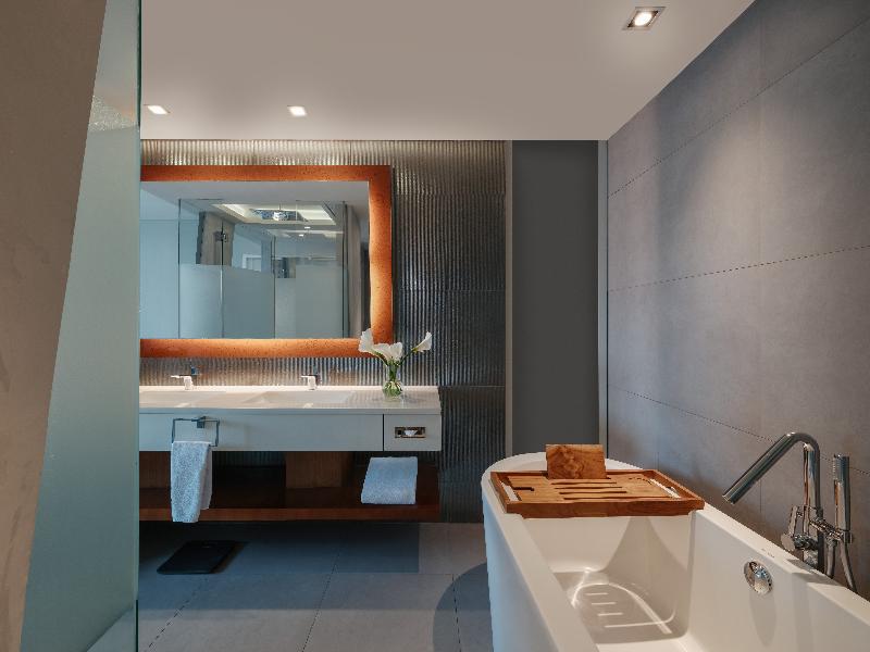 Pullman Jakarta Central Park - Oda