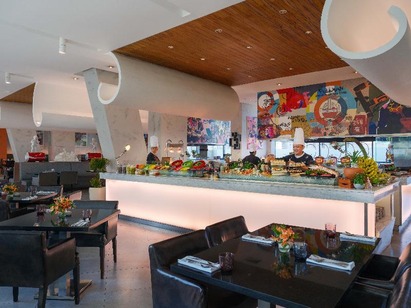 Pullman Jakarta Central Park - Restoran