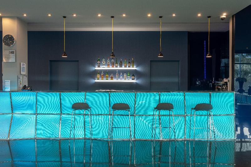 Holiday Inn Express Lisbon Alfragide - Bar