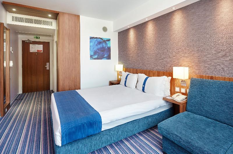 Holiday Inn Express Lisbon Alfragide - Oda