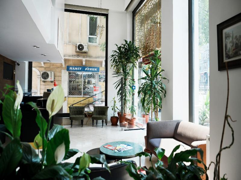 Taximtown Hotel - Lobi