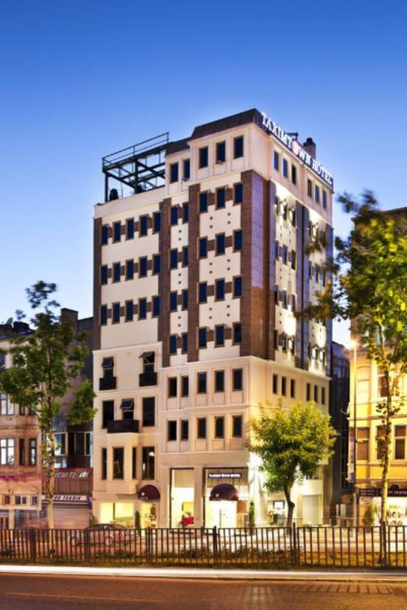Taximtown Hotel - Genel