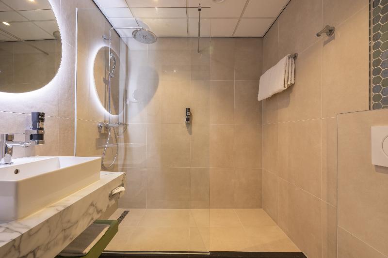 Leonardo Hotel Breda City Center - Oda
