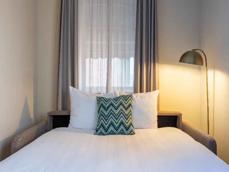 Leonardo Hotel Breda City Center - Oda