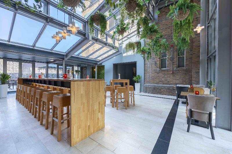 Leonardo Hotel Breda City Center - Teras
