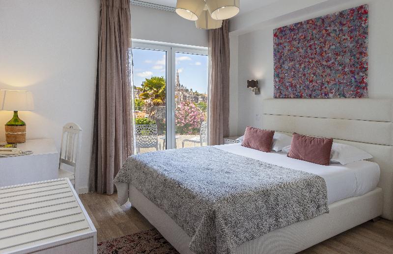 Casa do Outeiro, Arts & Crafts Boutique Hotel - Oda