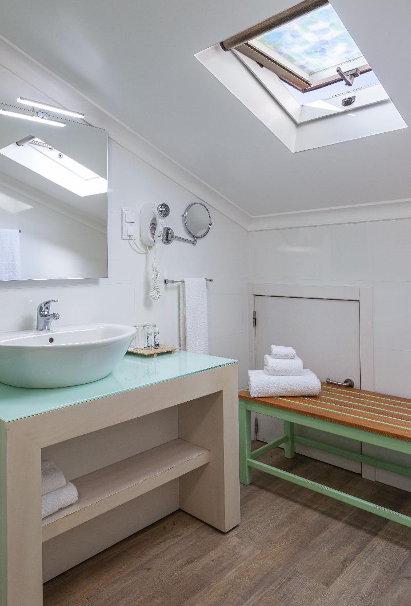 Casa do Outeiro, Arts & Crafts Boutique Hotel - Oda