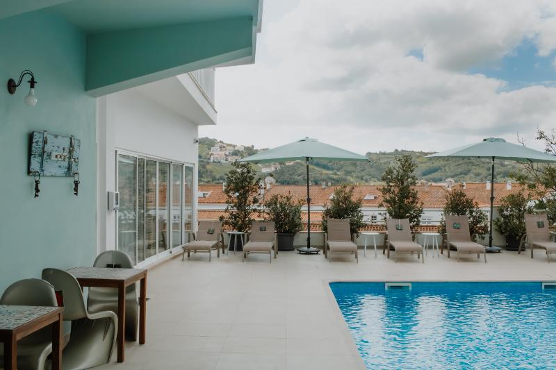 Casa do Outeiro, Arts & Crafts Boutique Hotel - Havuz