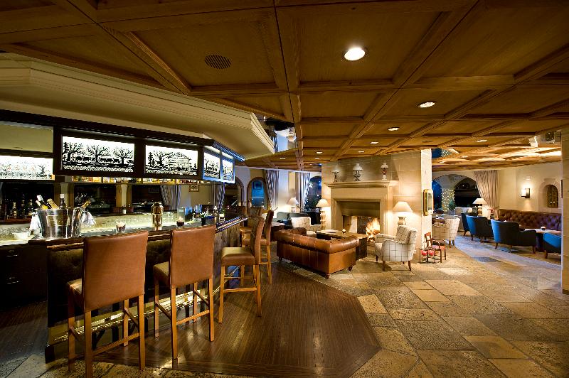 GOLFHOTEL Les Hauts de Gstaad & SPA - Bar
