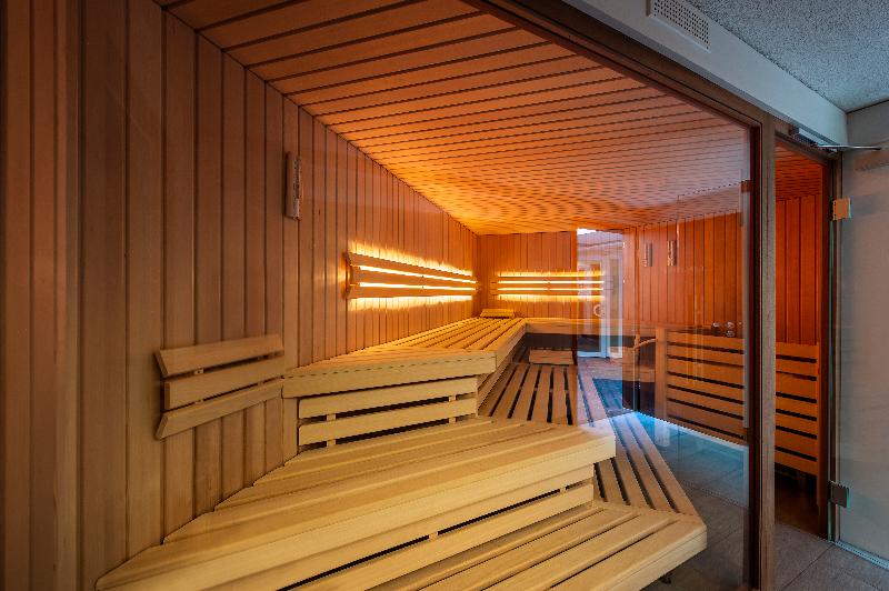 GOLFHOTEL Les Hauts de Gstaad & SPA - Havuz