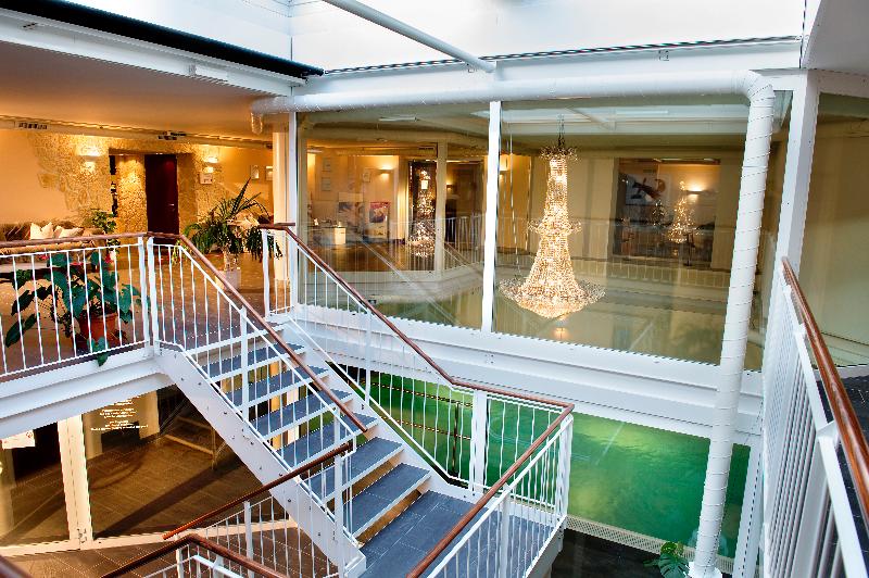 GOLFHOTEL Les Hauts de Gstaad & SPA - Havuz