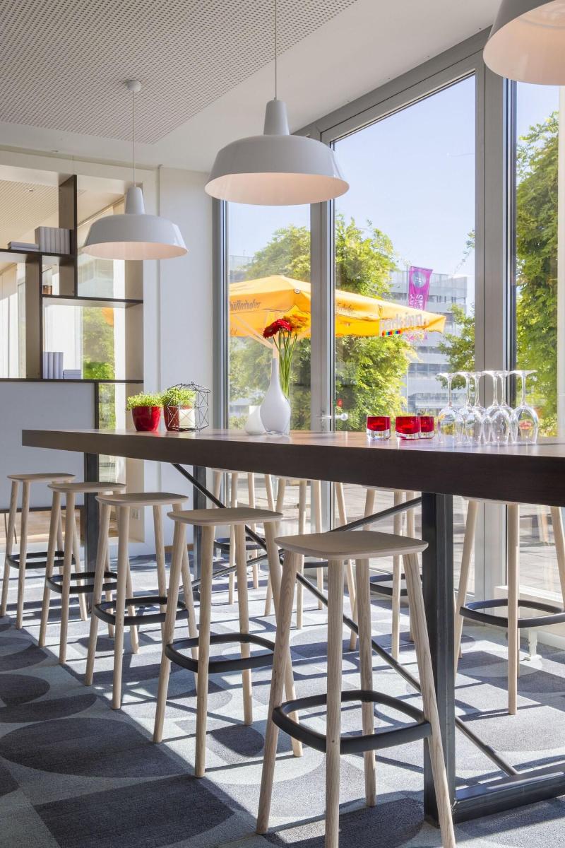 Park Inn by Radisson Frankfurt Airport - Lobi