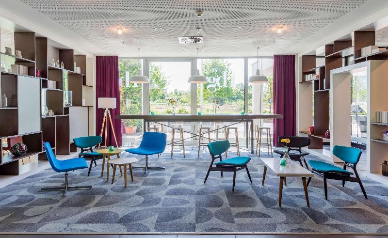 Park Inn by Radisson Frankfurt Airport - Lobi