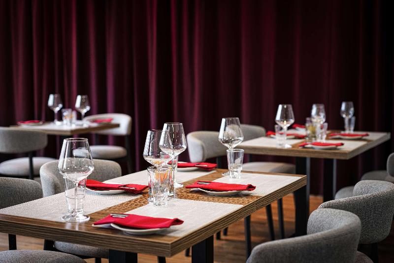 Park Inn by Radisson Frankfurt Airport - Restoran