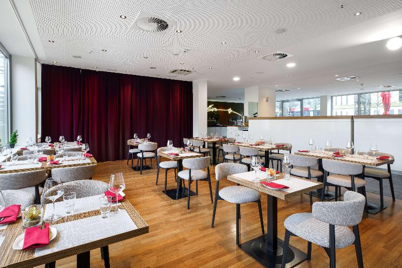 Park Inn by Radisson Frankfurt Airport - Restoran