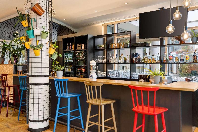 Vienna House Easy by Wyndham Gunzburg - Bar