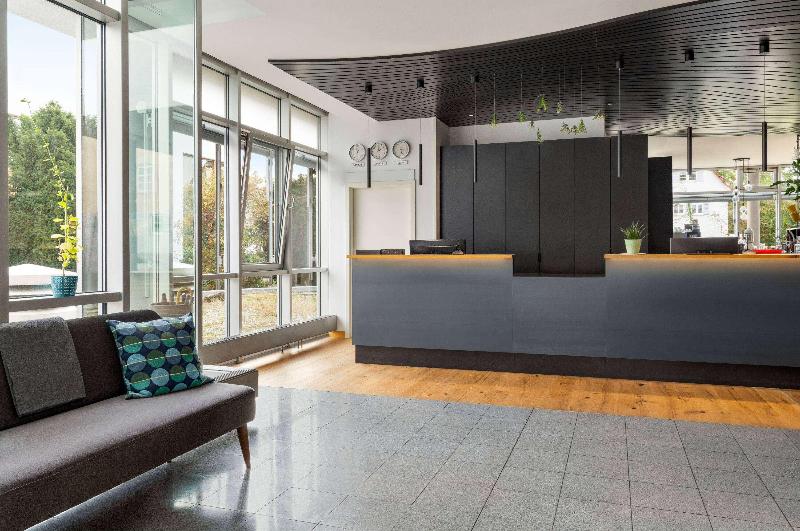 Vienna House Easy by Wyndham Gunzburg - Lobi