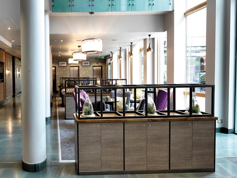 Hilton Garden Inn Birmingham Brindleyplace - Lobi