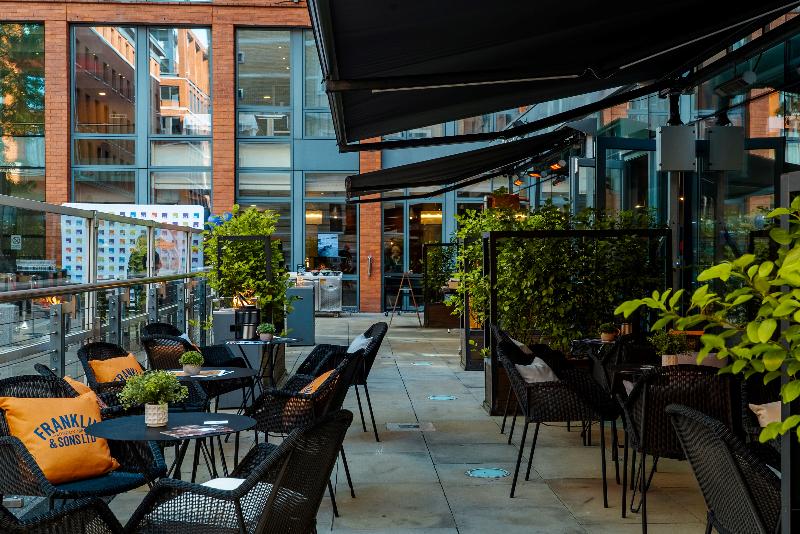 Hilton Garden Inn Birmingham Brindleyplace - Teras