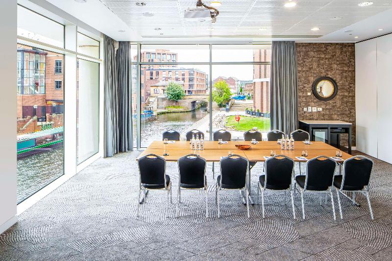 DoubleTree by Hilton Leeds City Centre - Genel