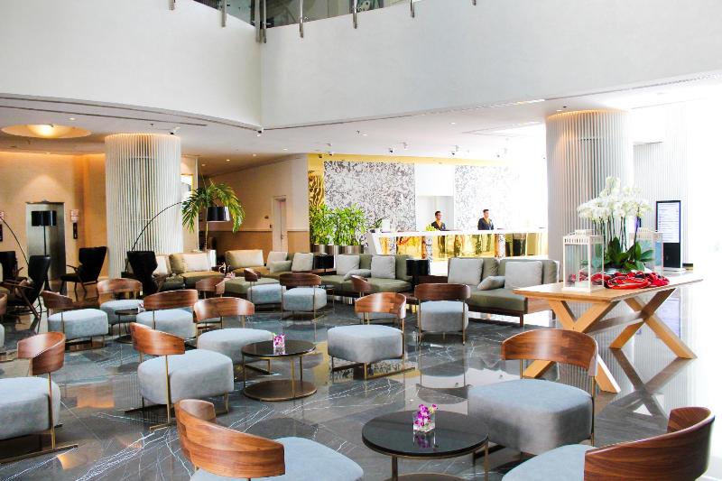 Holiday Villa Hotel and Residence City Centre Doha - Lobi